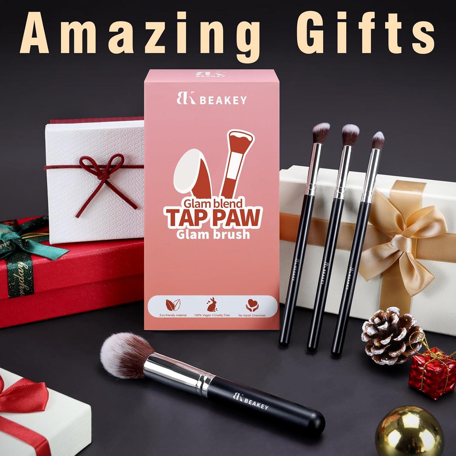 Juego de Brochas de Maquillaje BEAKEY con Esponjas y Estuche