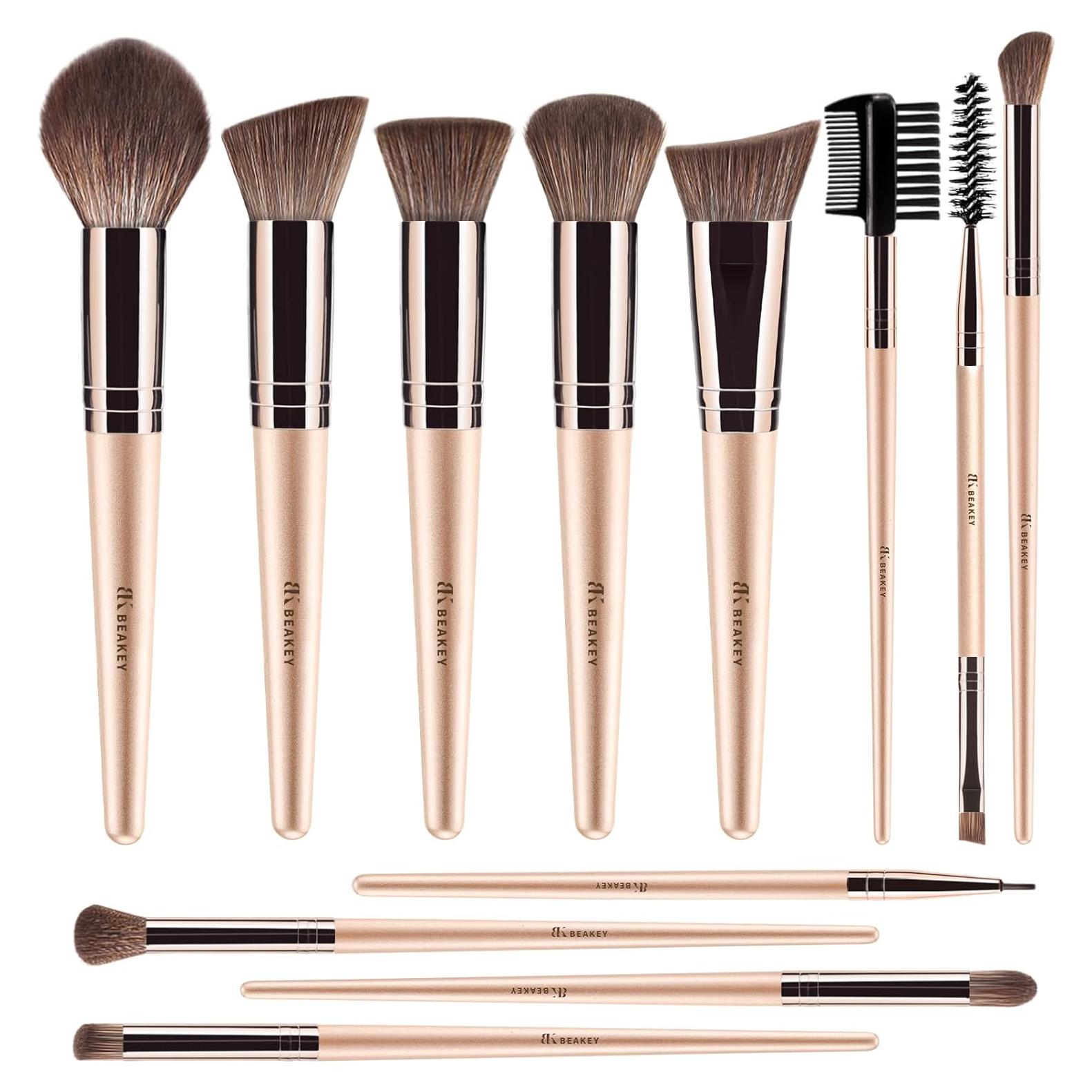 Juego de Brochas de Maquillaje BEAKEY Veganas Suaves 19x9x4.7cm