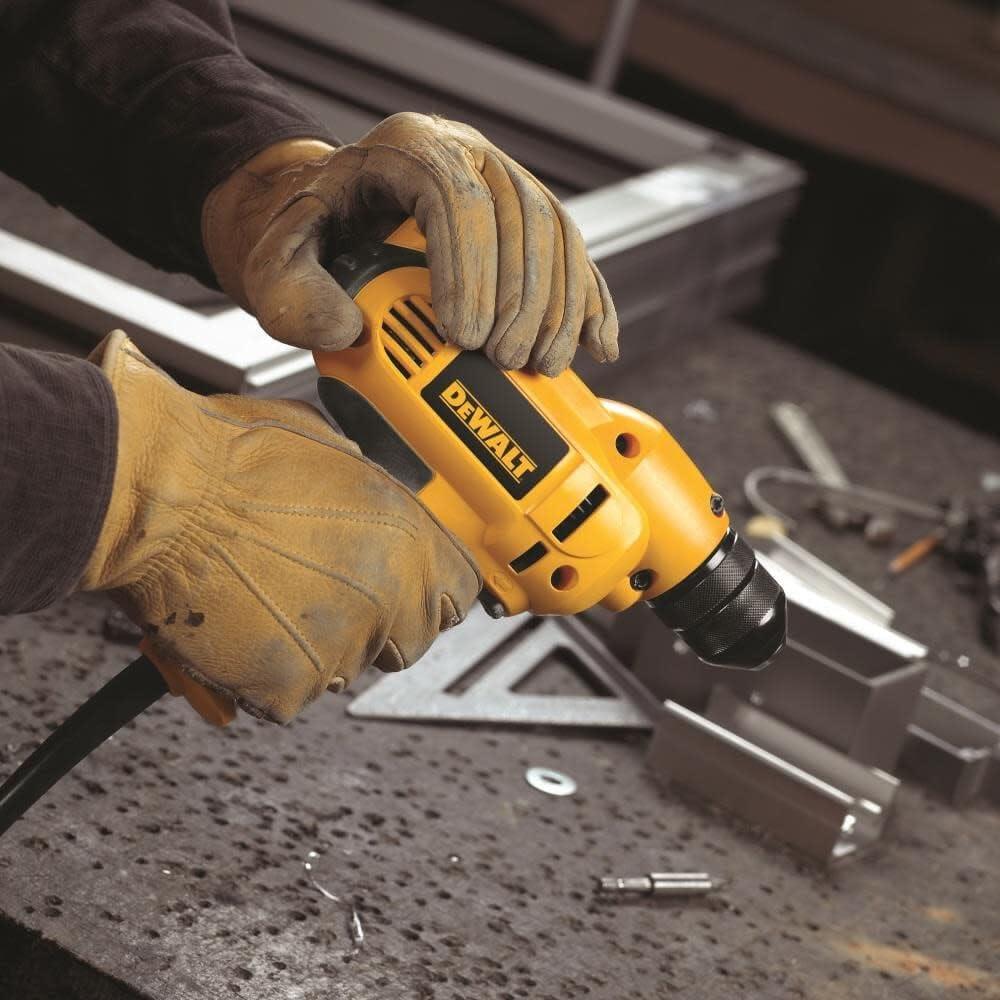 Taladro DEWALT DWD115K 8 Amperios 10mm Velocidad Variable