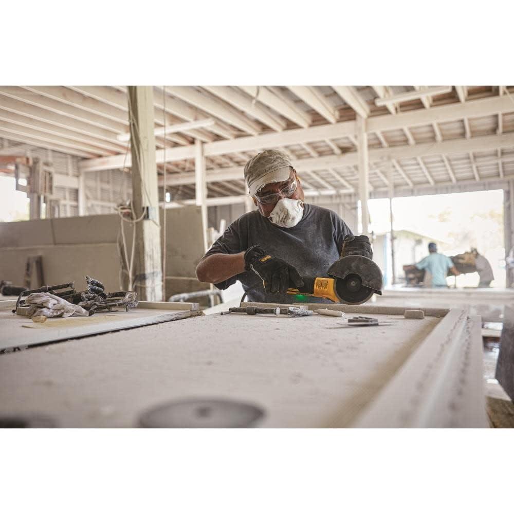 Molino de Ángulo DEWALT DWE43240VS 12.7/15.24 cm Vel. Variable