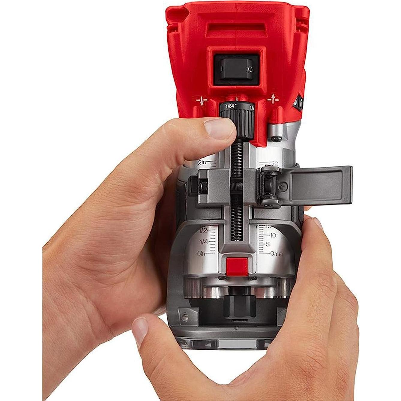 Router Compacto Inalámbrico Milwaukee M18 FUEL 18V 5Ah