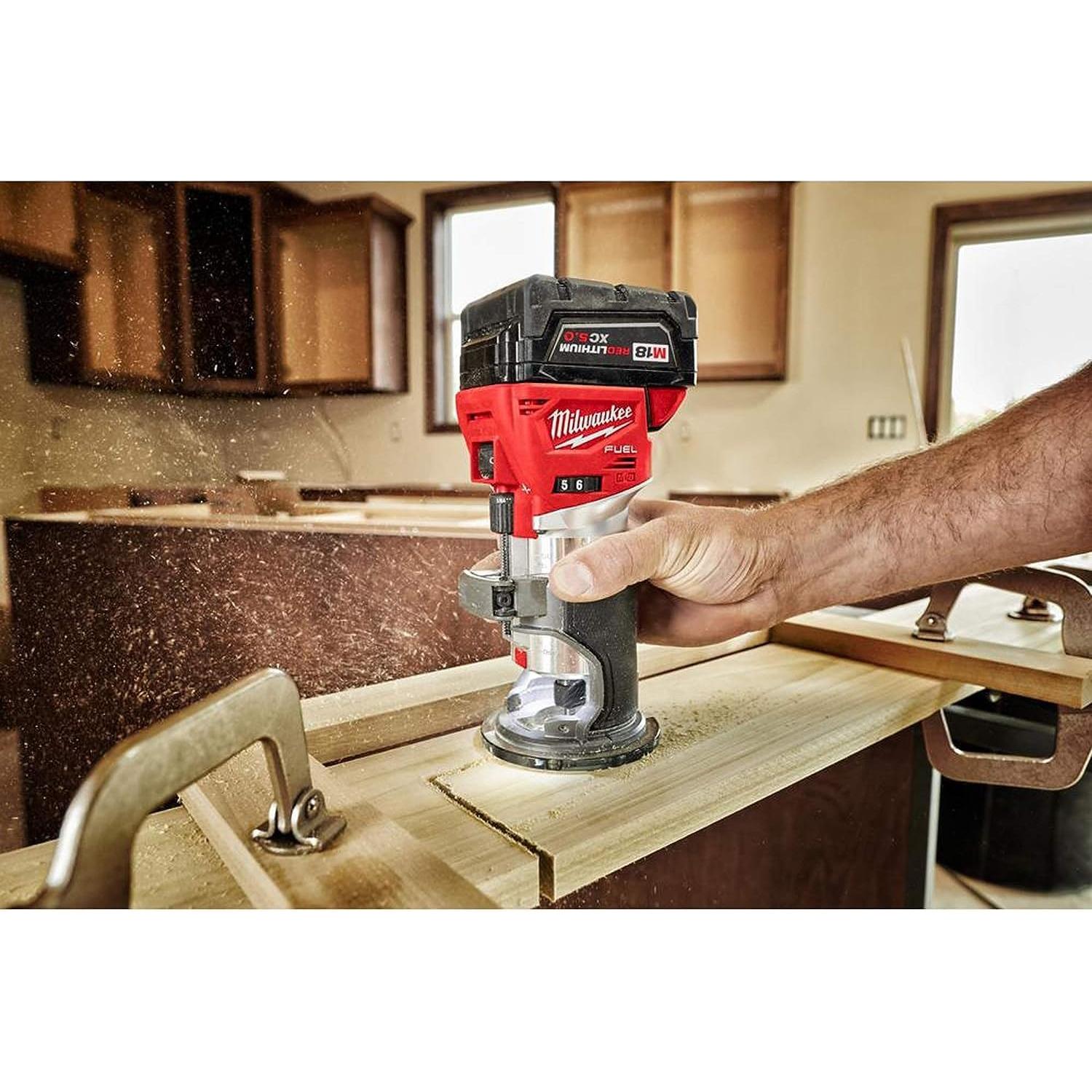 Router Compacto Inalámbrico Milwaukee M18 FUEL 18V 5Ah