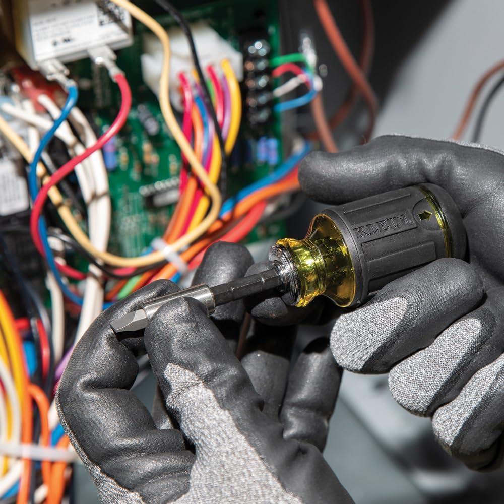 Destornillador Stubby Klein Tools 32308 8-en-1 Ajustable