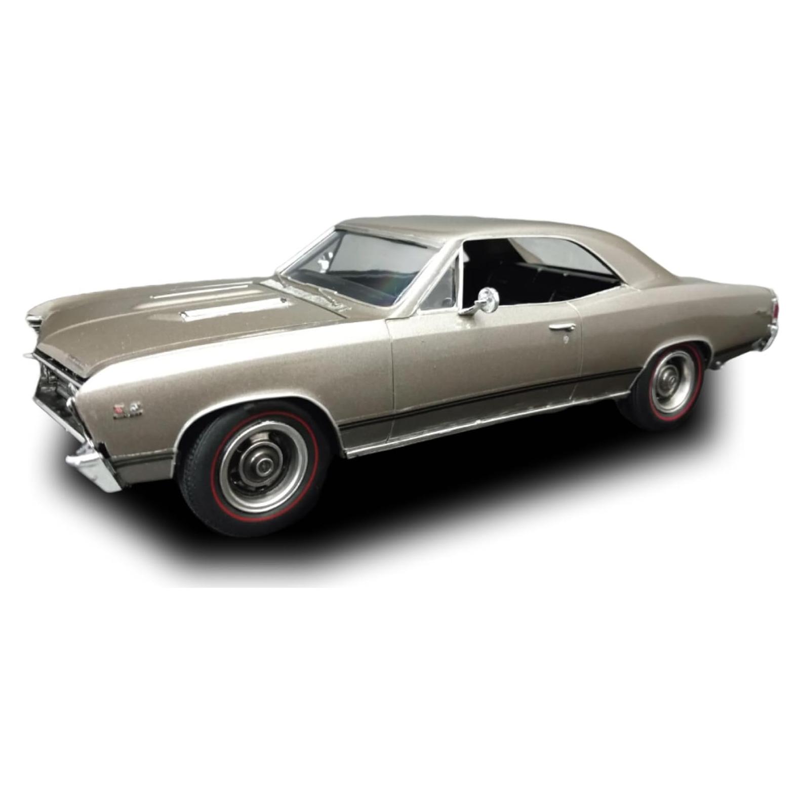 Kit de Modelo AMT Chevrolet Chevelle SS396 Escala 1:25