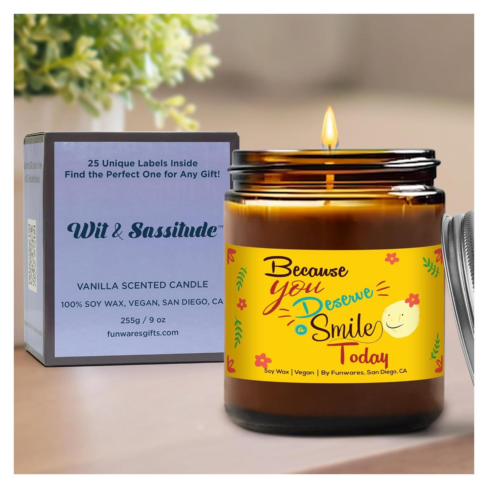 Vela Aromática Wit & Sassitude Vainilla 255g - Regalo Personalizado