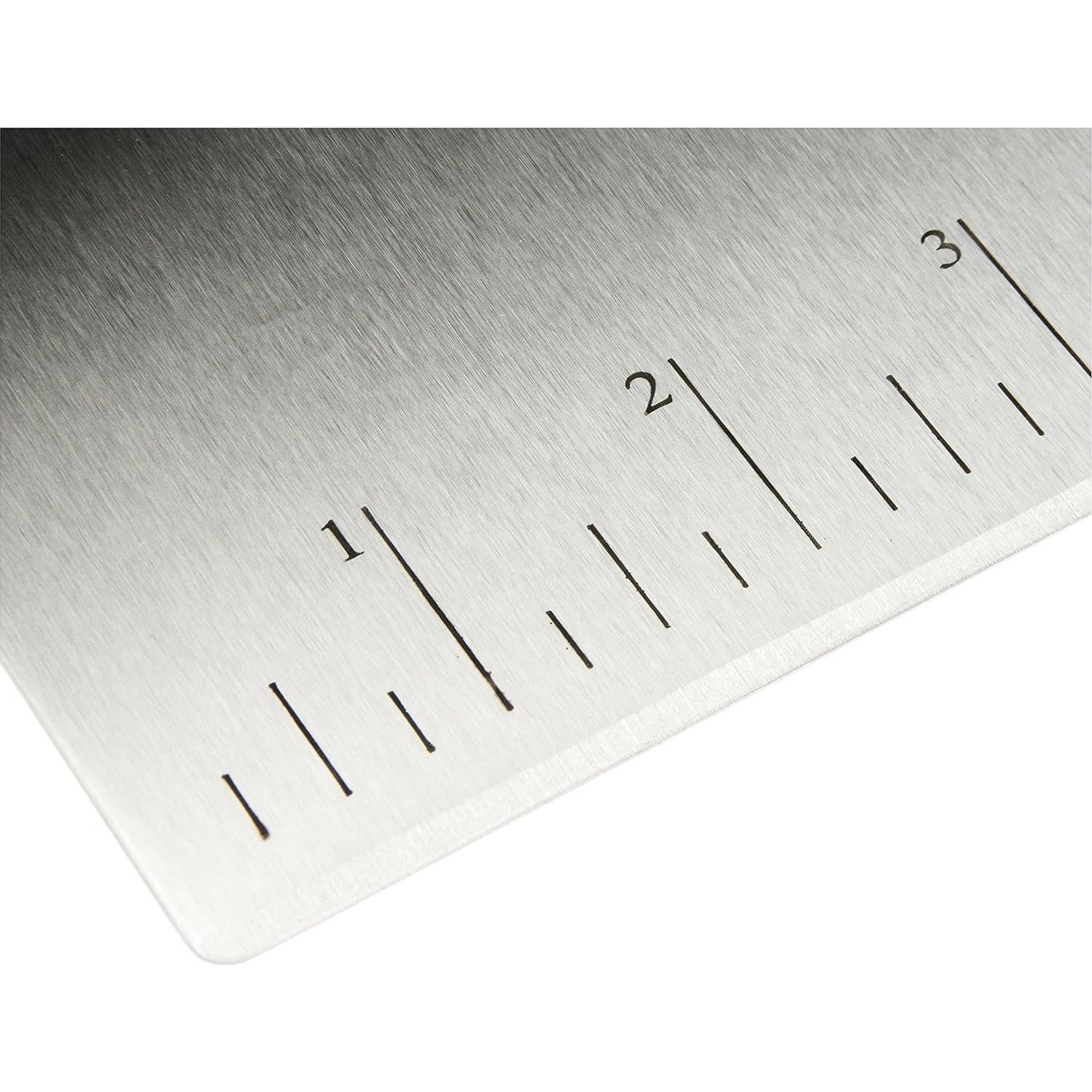 Raspador Cortador Multiusos Amazon Basics 15,24 cm Acero Inoxidable