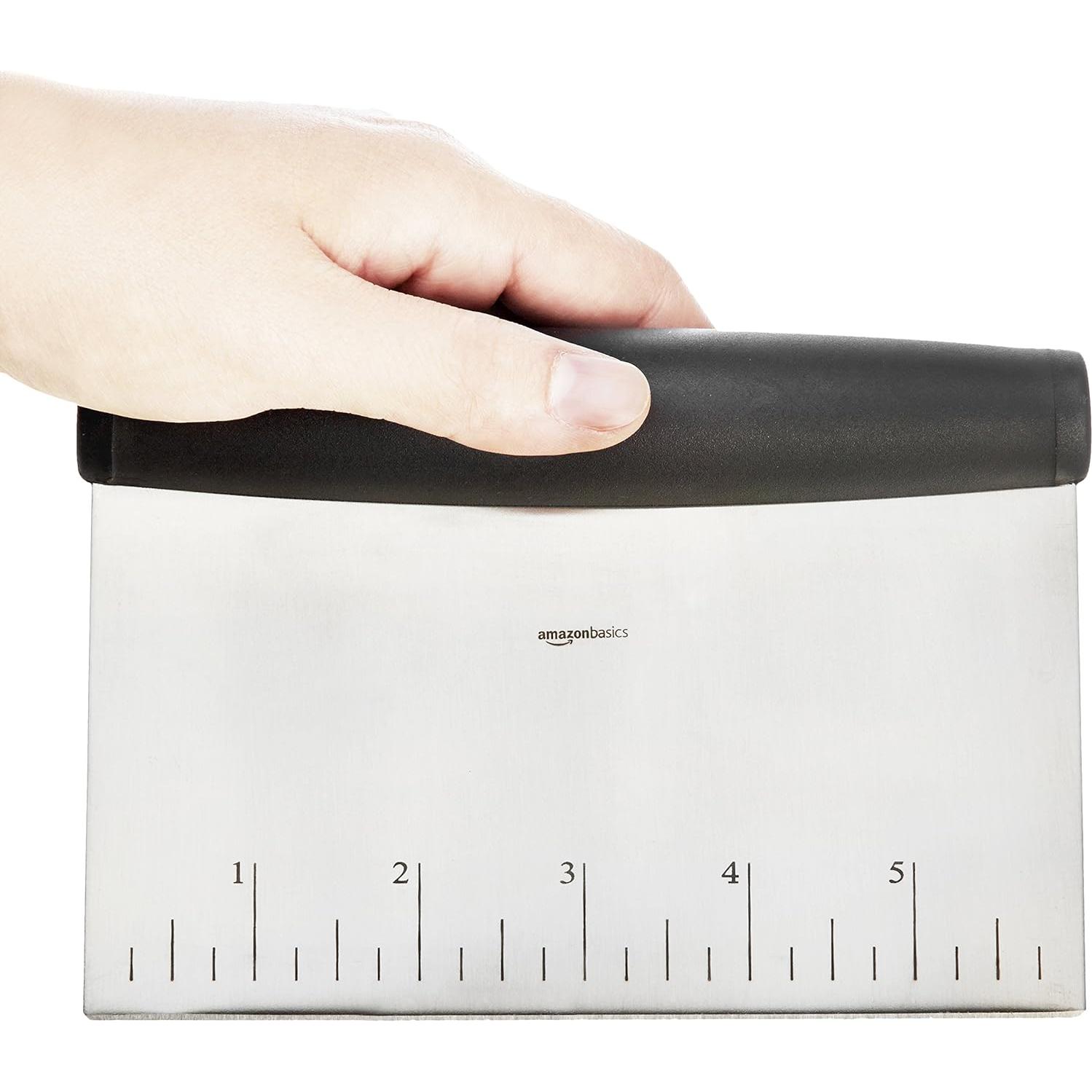 Raspador Cortador Multiusos Amazon Basics 15,24 cm Acero Inoxidable