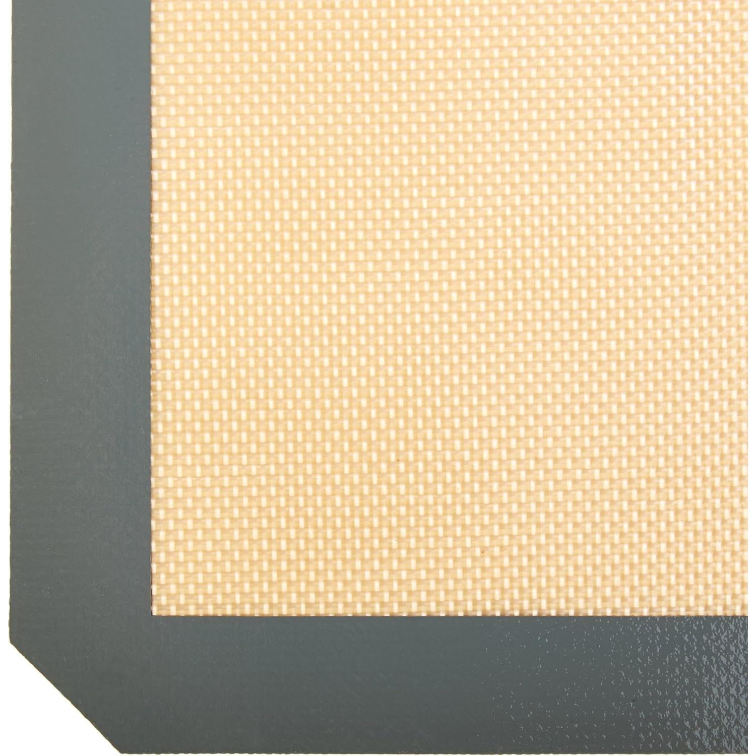 Alfombrilla de Silicona Rectangular Amazon Basics 42x29 cm Paquete 2