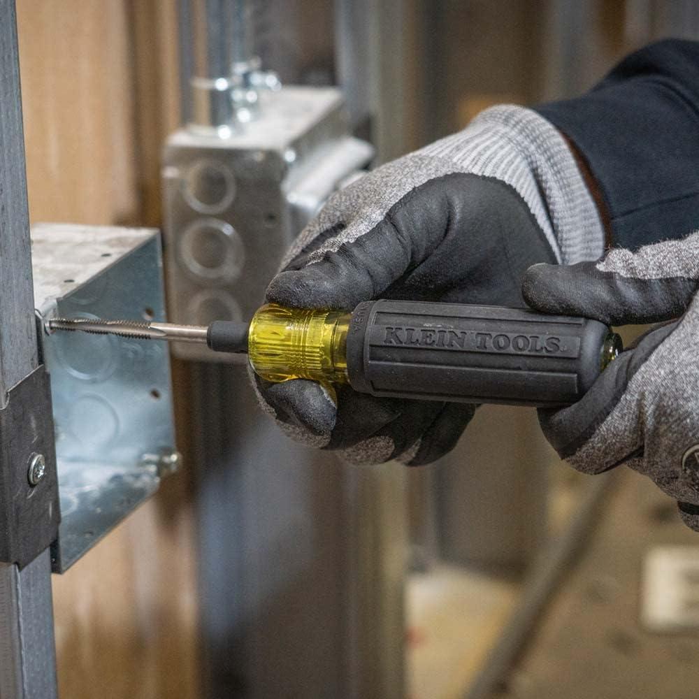 Herramienta de Roscar Klein Tools 626 6-en-1 Mango Acolchado