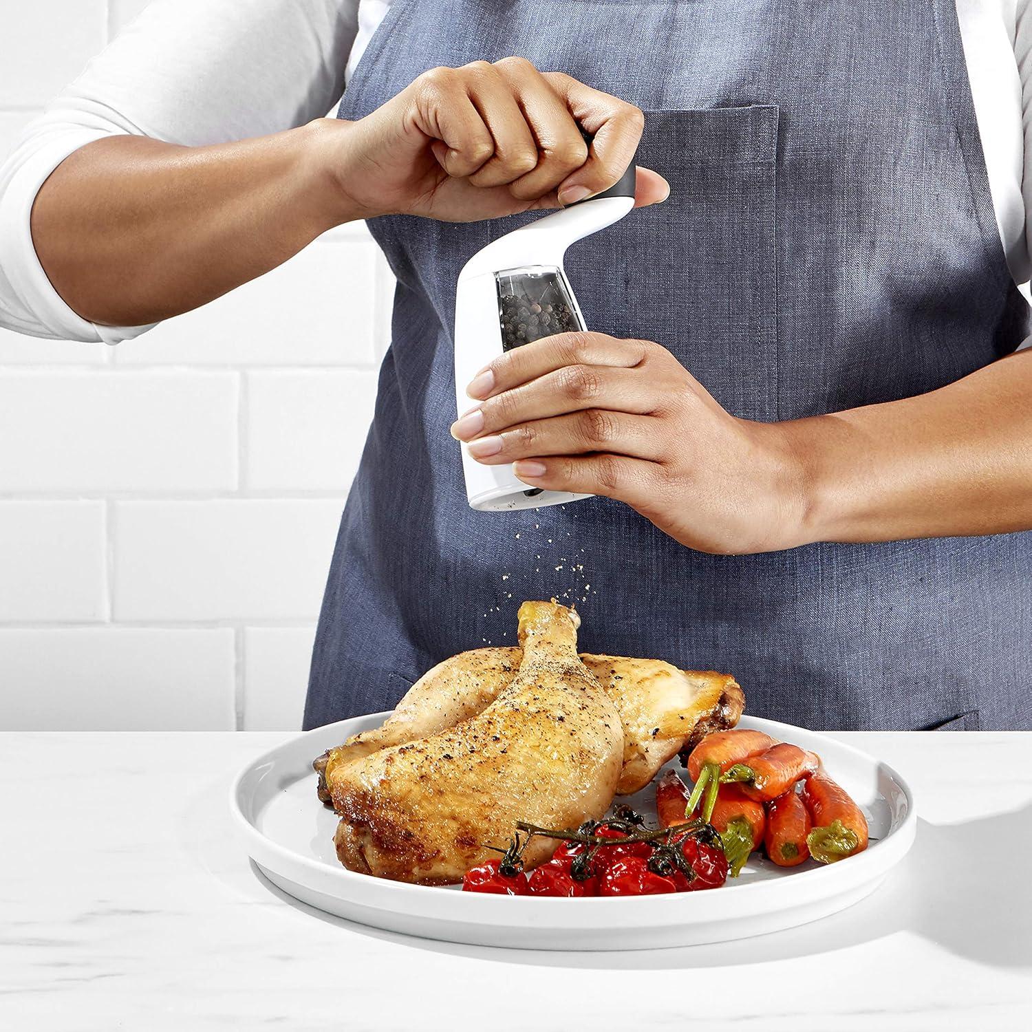 Molino de Pimienta OXO Good Grips Manual Ajustable 10 cm