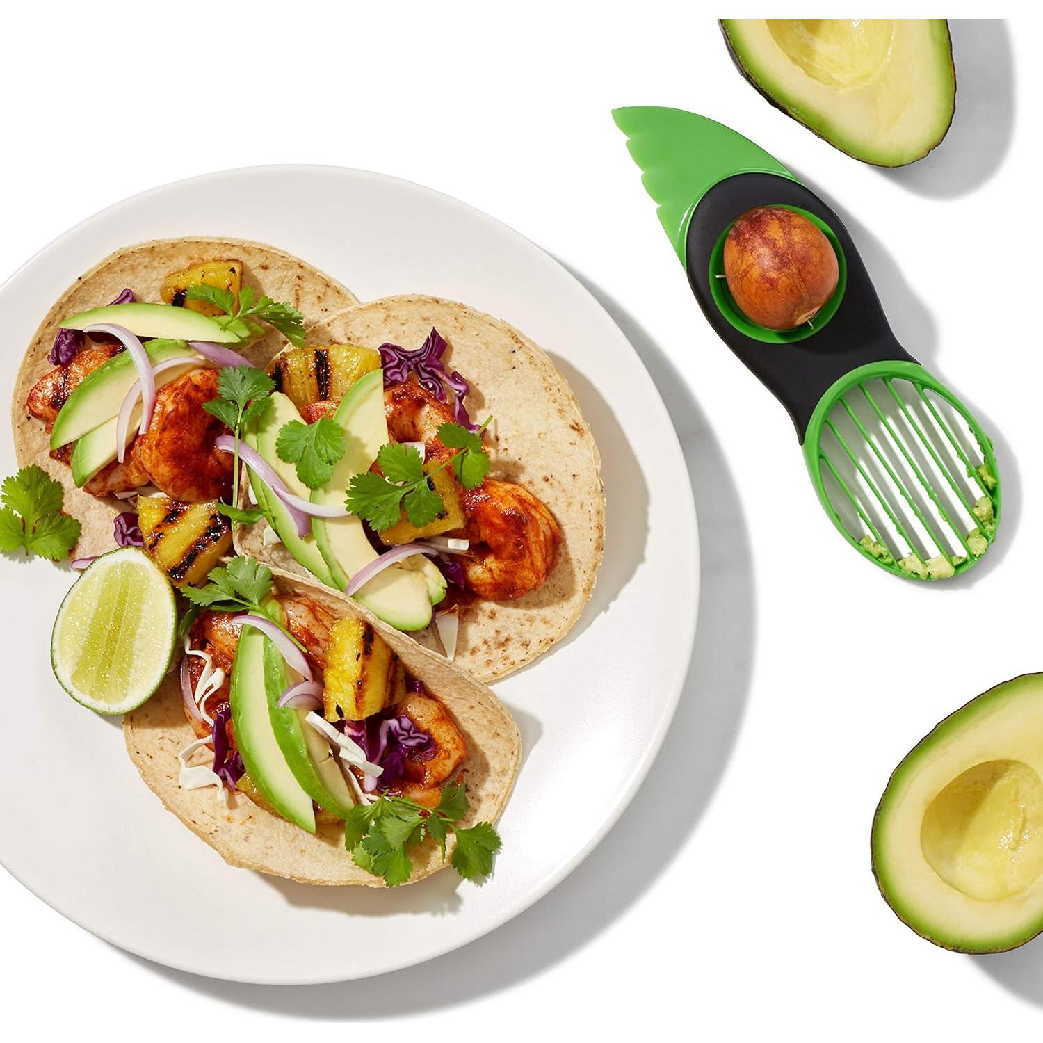 Cortador de Aguacate OXO Good Grips 3 en 1 Verde