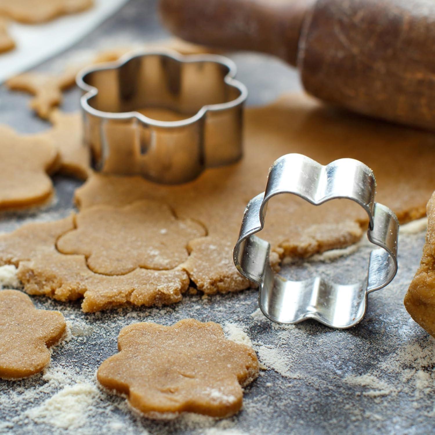 Juego de Cortadores de Galletas FUSOTO 6PCS Acero Inoxidable