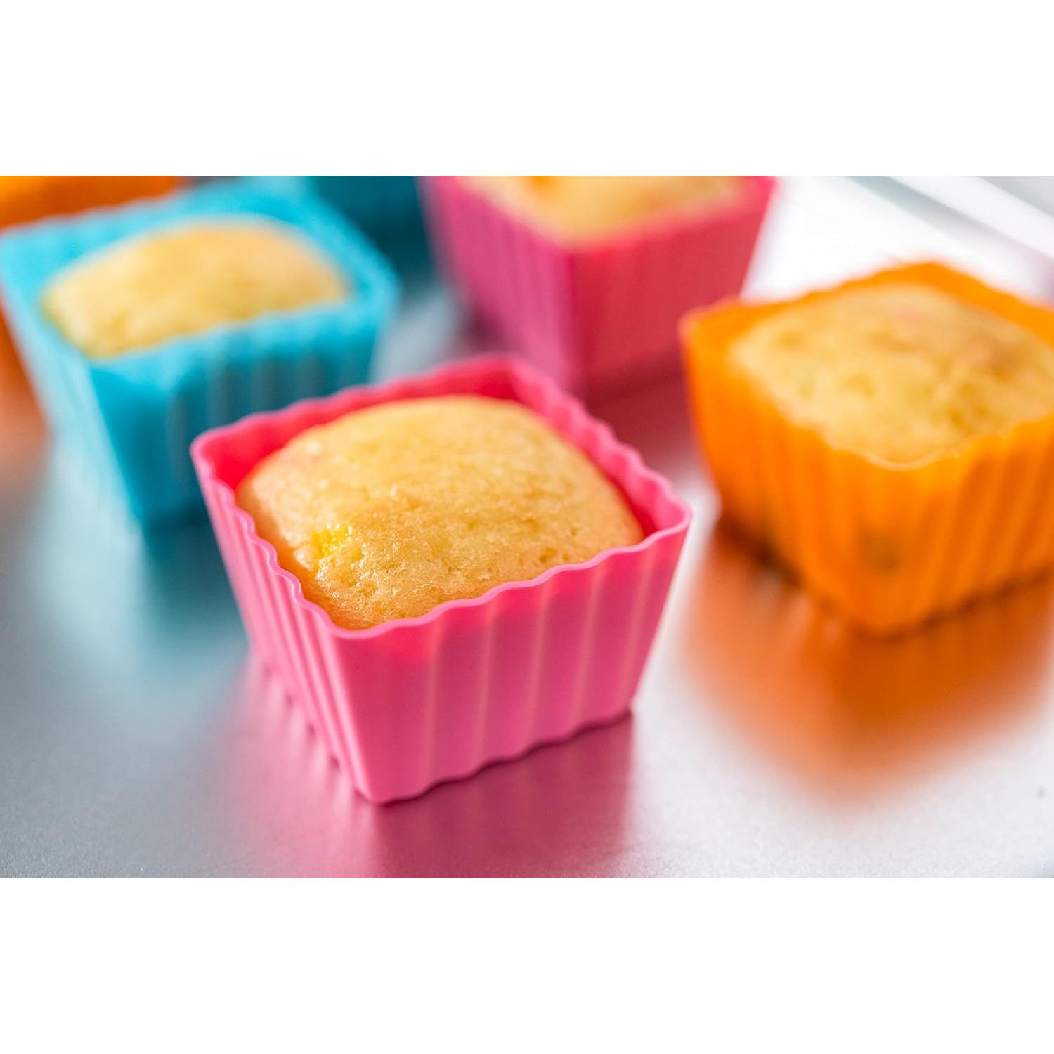 Moldes Cuadrados de Silicona Bakerpan - Set de 12