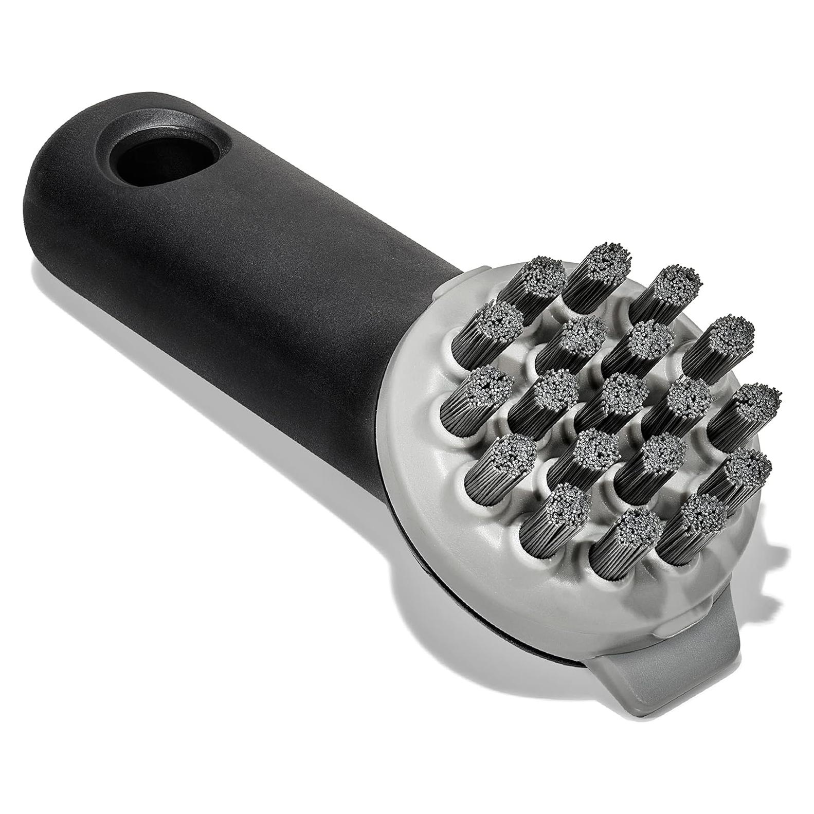 Cepillo de Hierro Fundido OXO Good Grips 13.78x11.18cm