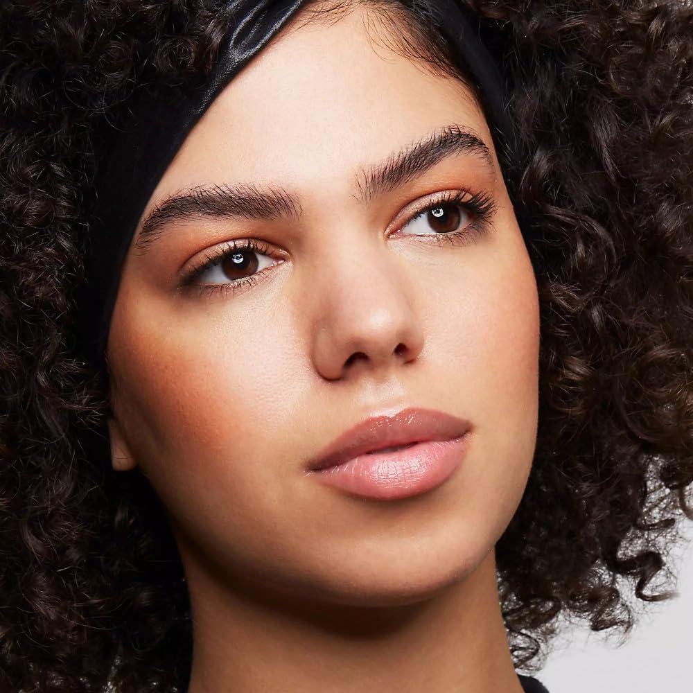 Maximum DEFINITION Waterproof Volume Mascara