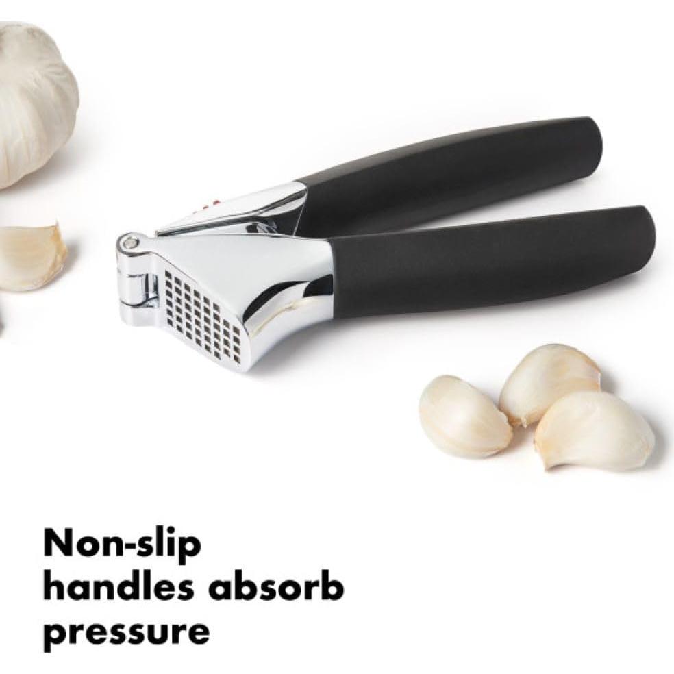 Prensa de Ajo OXO Good Grips Zinc Fundido Negra 385g