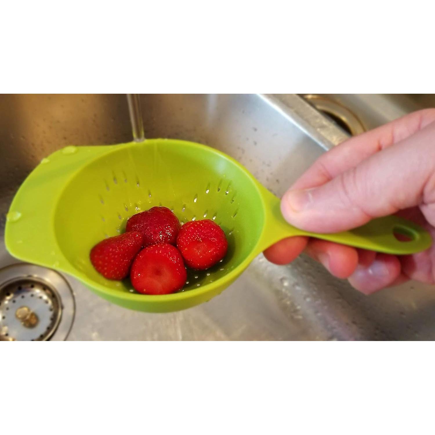 Juego de Coladores de Plástico Handy Housewares - 2 Piezas