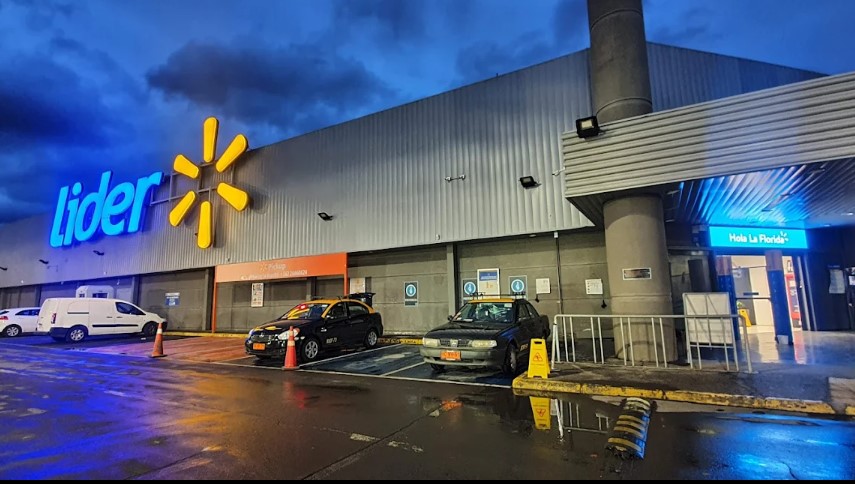 00054 LIDER Vicuña Mackenna