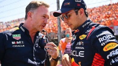 Christian Horner acepta que existe una presión sobre "Checo" Pérez