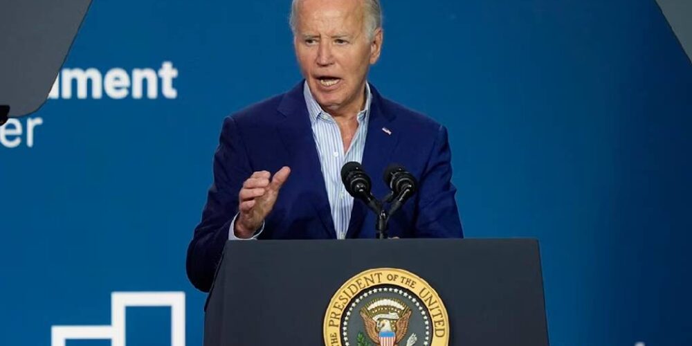 Diplomáticos extranjeros preocupados ante pésima actuación de Biden