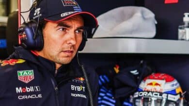 "Checo" sigue sin sacudirse la maldición; larga en el 19