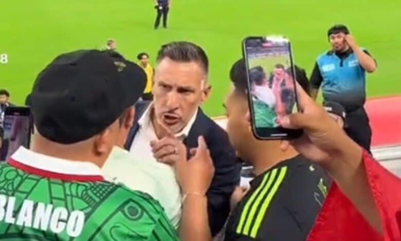 "Chaco" Giménez se encara con aficionados mexicanos