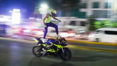 Detiene a 18 jóvenes en motocicletas por molestar a ciudadanos