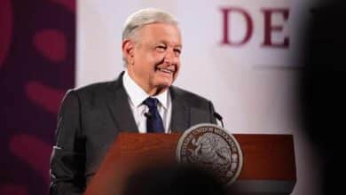 Entre más experiencia tienen los jueces, aprenden más mañas: AMLO