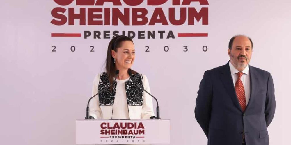 Claudia Sheinbaum nombra a Lázaro Cárdenas batel como próximo jefe de oficina de la presidencia