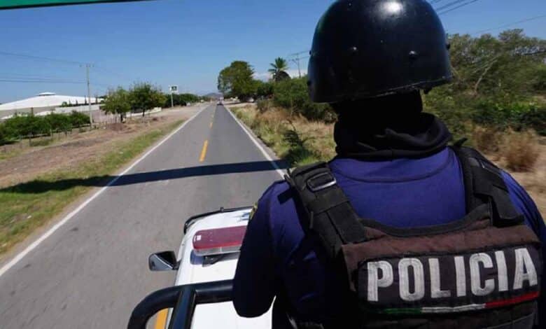 Policías de Mazatlán ya no podrán usar capuchas