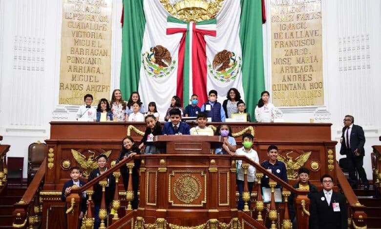 Realizan Parlamento de la Niñez en CDMX