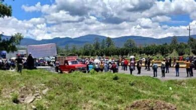 Manifestantes liberan autopista México-Puebla temporalmente