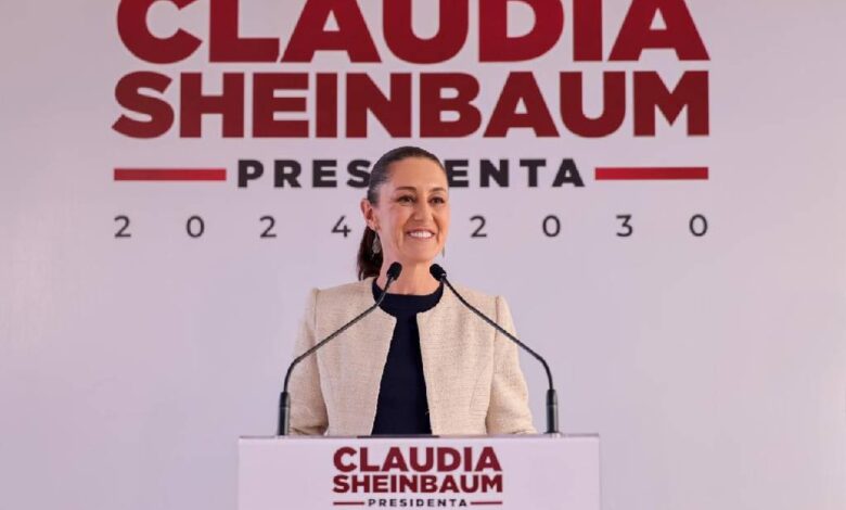 Claudia Sheinbaum presenta a Emilia Esther Calleja Alor como la primera mujer directora de la CFE