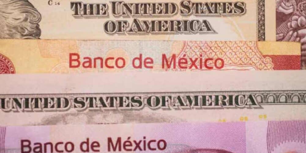 Precio del dólar abre a la baja en 19.66 pesos al mayoreo