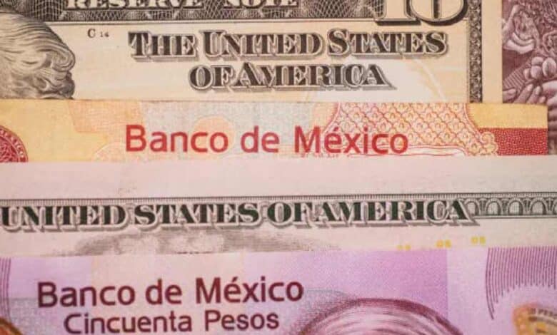 Precio del dólar abre a la baja en 19.66 pesos al mayoreo