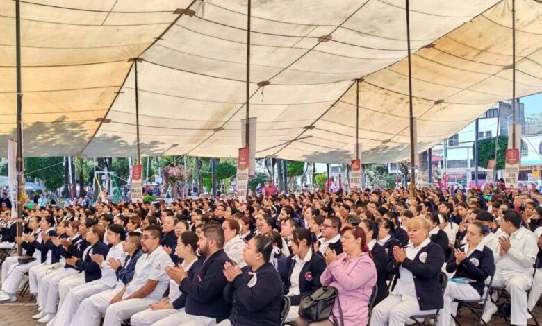 Tláhuac inicia ciclo de la escuela de enfermería con miles de alumnos