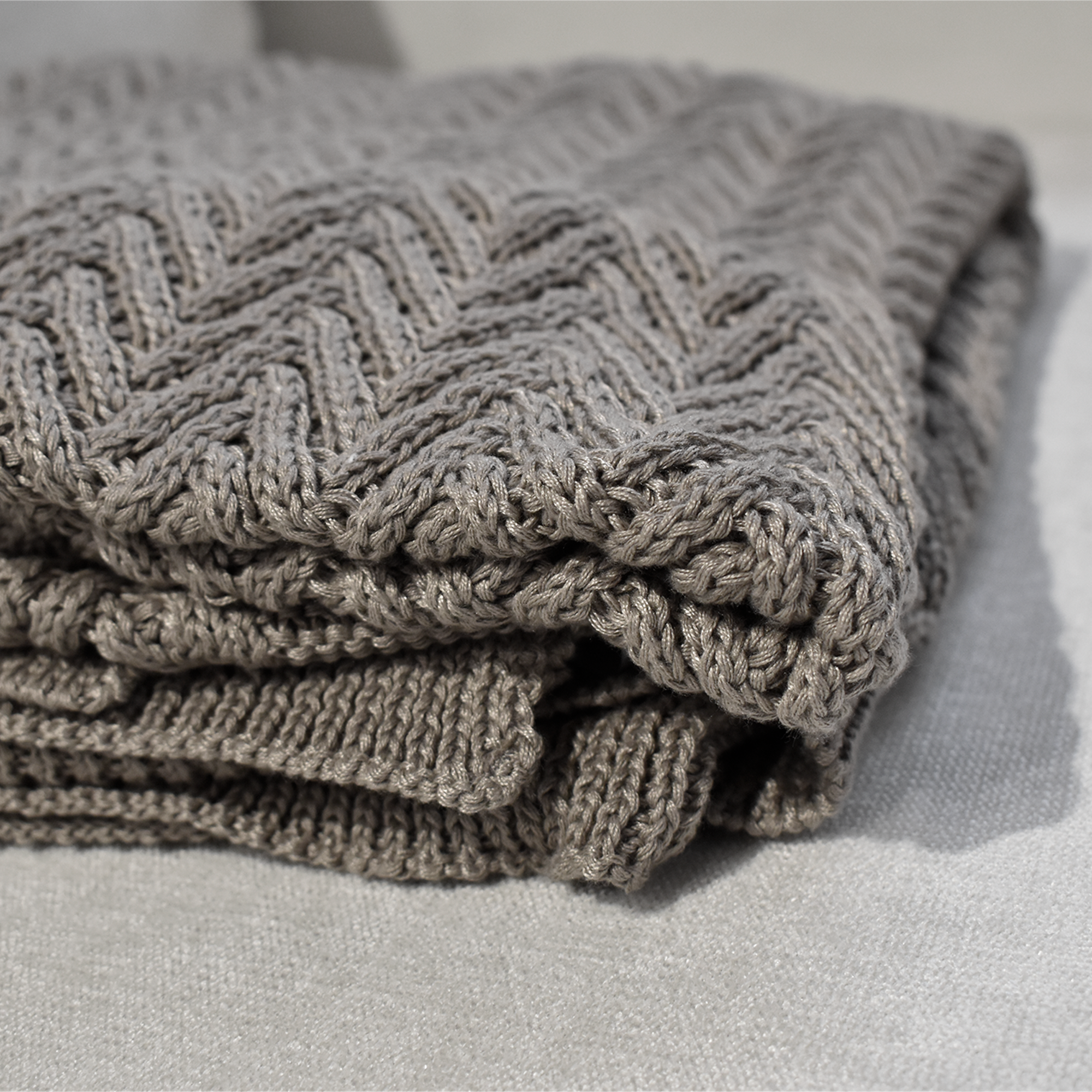 Frazada rosario 3 taupé - Image 3