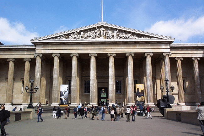 museos del mundo,mejores museos,turismo cultural,Louvre,Museo Británico,MET Nueva York,Hermitage,Museo Nacional de Tokio,Museo del Prado,Galería Uffizi,arte y cultura,viajes culturales,turismo internacional,patrimonio mundial,historia del arte,destinos turísticos.