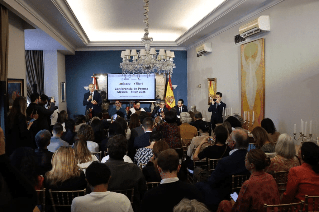 Fitur 2026,México País Invitado,turismo en México,Josefina Rodríguez Zamora,IFEMA Madrid,Quirino Ordaz,Claudia Sheinbaum,Copa Mundial 2026,pabellón de México,Pueblos Mágicos,turismo comunitario,Día de Muertos.