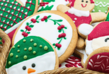 Las galletas navideñas son un clásico que nunca pasa de moda. Con ingredientes simples y un toque personal, cualquier cocina puede transformarse en una pastelería llena de magia.