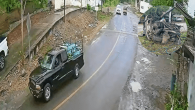 Revelan videos y logística del coche bomba en Coahuayana; carga explosiva iba oculta bajo plátanos