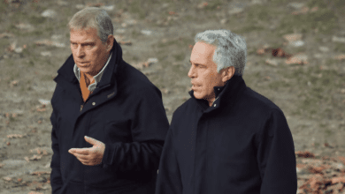 Carlos III ofrece cooperación policial tras revelarse nuevos vínculos del príncipe Andrés con el caso Epstein