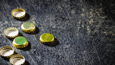 Heineken anunció un plan de reducción de entre 5.000 y 6.000 puestos de trabajo en los próximos dos años como parte de una reestructuración global orientada a fortalecer su rentabilidad, pese a reportar crecimiento en beneficios durante 2025.