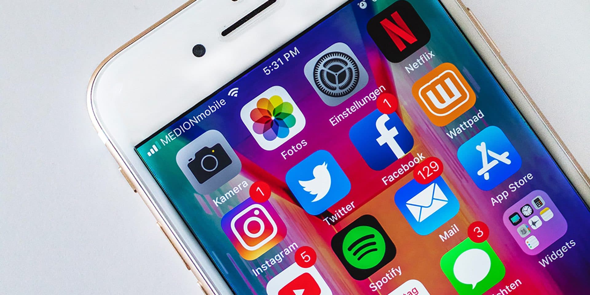 Social Media Apps - Med