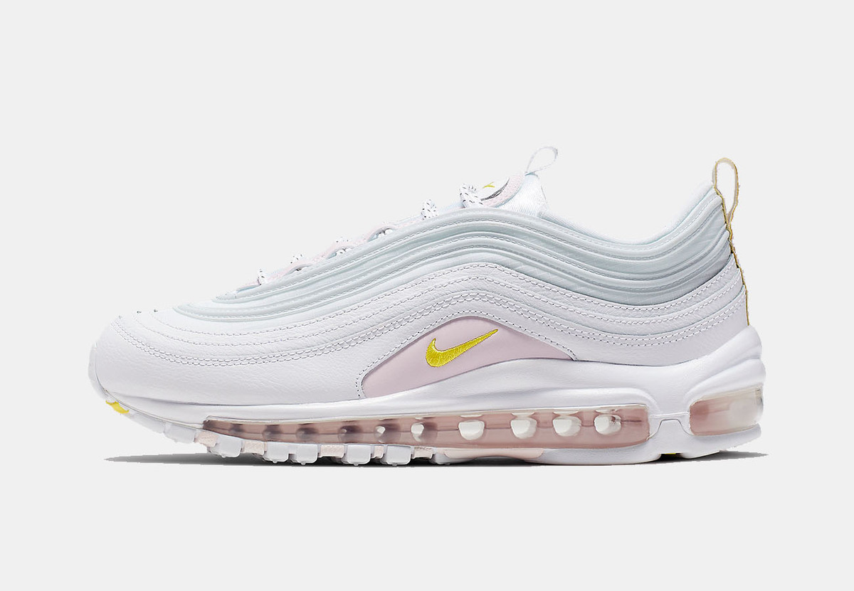 These Women’s Exclusive Nike Air Max 97 Adds Another Seasonal Touch
