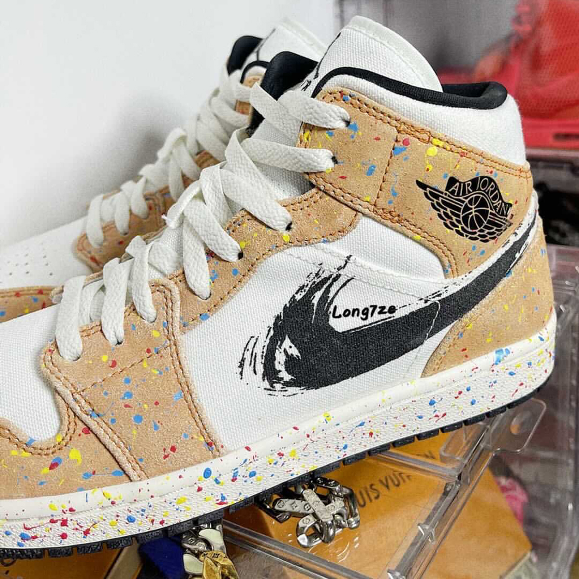 Air Jordan 1 Mid “Brushstroke”