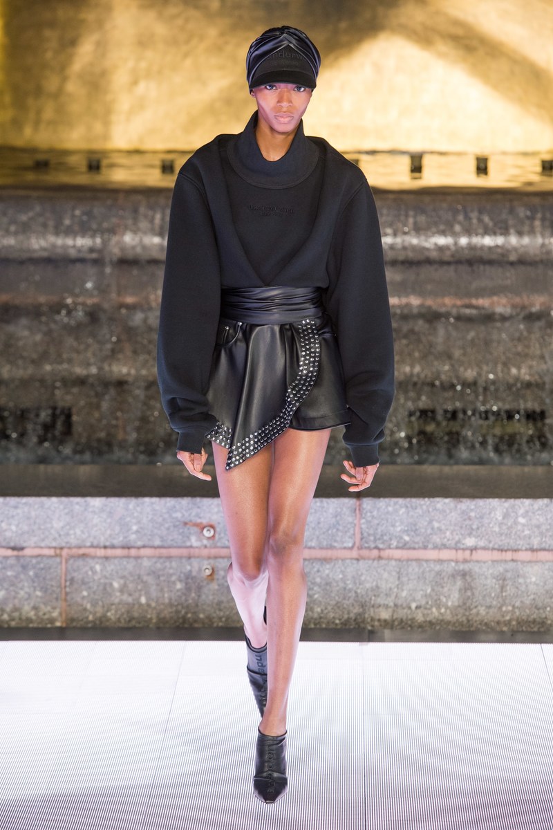 Alexander Wang’s Latest Runway Show ‘COLLECTION 1 2020’ Lights Up New York