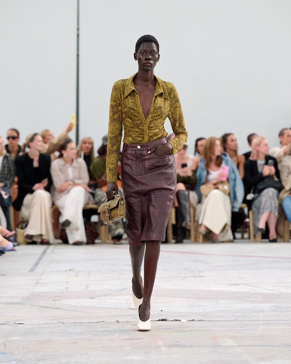 Gestuz’s SS27 Collection Made Me Want To Dress Like I’m In A ’70s Movie