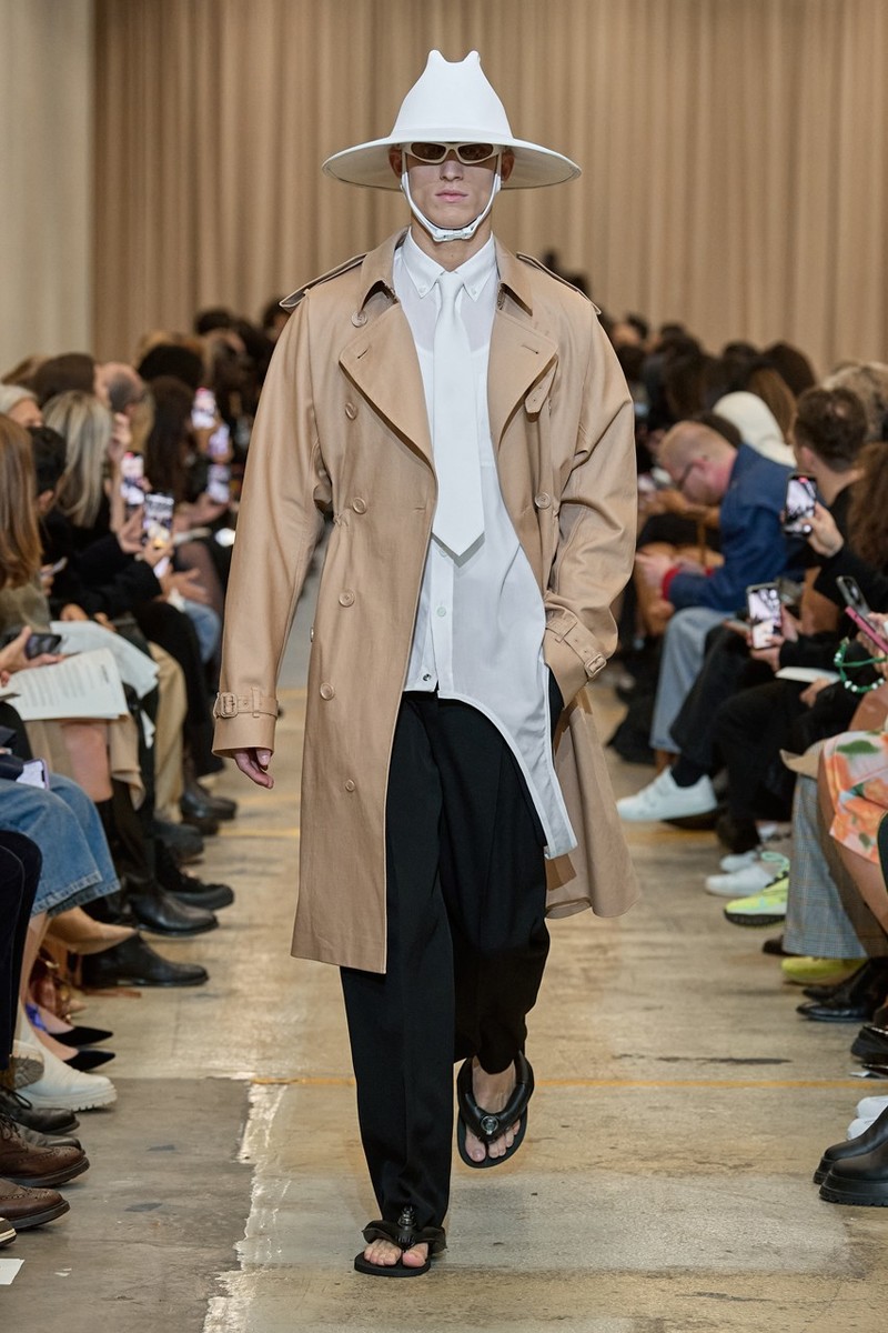 Burberry Took A Drive To The English Seaside For SS23