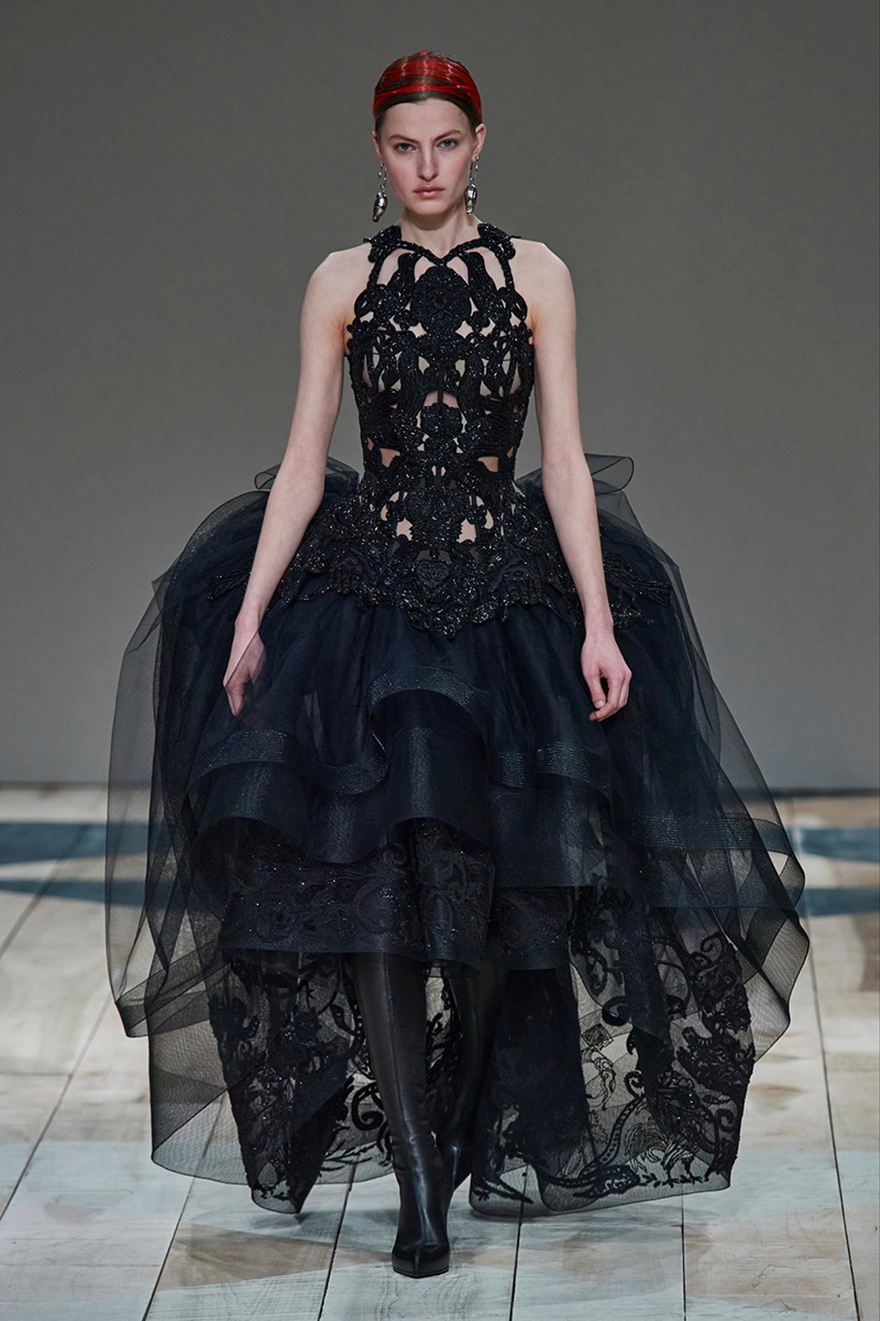 Alexander McQueen Shows Us Welsh Romance And Heritage At Fashion Week